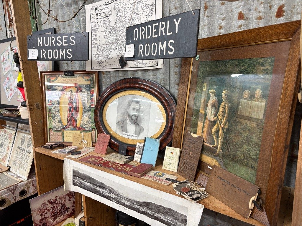 Military memorabilia, signs and historical papers